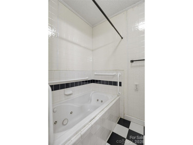 Buyer incentive available! Buyers who finance with the seller's - photo 29