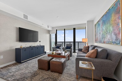 Premium flow through residence bespoke touches throughout. Large - photo 6