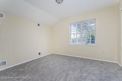 Rare opportunity for investor or end user to own a spacious - photo 7