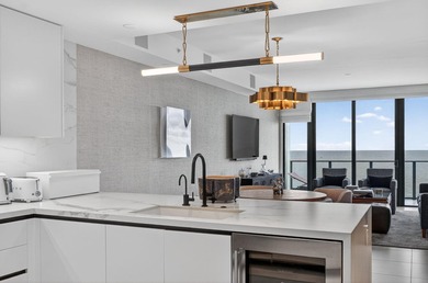 Premium flow through residence bespoke touches throughout. Large - photo 9