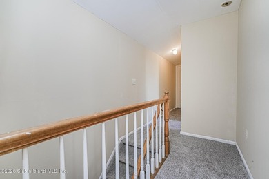Rare opportunity for investor or end user to own a spacious - photo 9