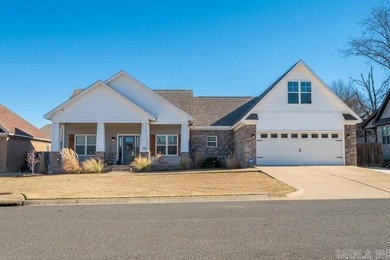 Lake Hamilton Home For Sale in Hot Springs Arkansas