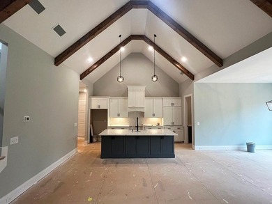 Welcome to this custom-built Modern Farmhouse, perfectly - photo 11