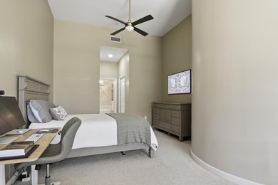 This impeccably maintained loft delivers the perfect blend of - photo 13