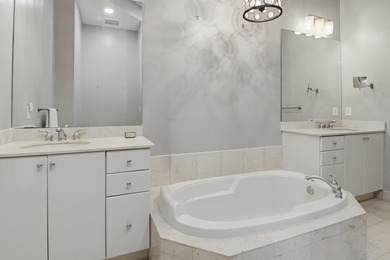 This impeccably maintained loft delivers the perfect blend of - photo 15
