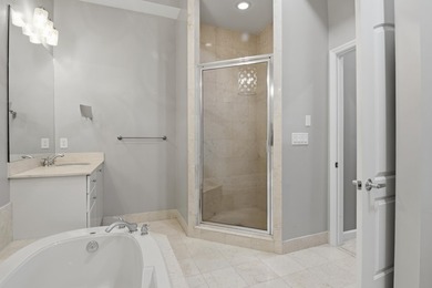 This impeccably maintained loft delivers the perfect blend of - photo 17