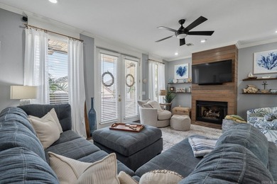 Fabulous townhome with a covered boat slip + 2-car garage on - photo 19