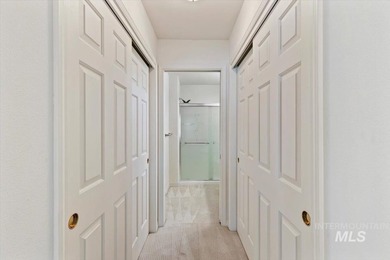 Rare opportunity to own a single-level townhome in Boise's - photo 21