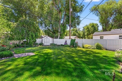 Rare opportunity to own a single-level townhome in Boise's - photo 22