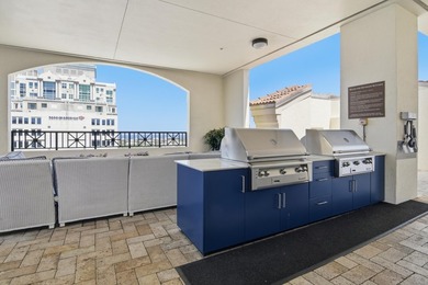 This impeccably maintained loft delivers the perfect blend of - photo 27