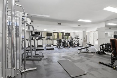 This impeccably maintained loft delivers the perfect blend of - photo 29