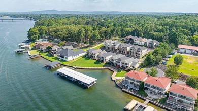 Fabulous townhome with a covered boat slip + 2-car garage on - photo 42