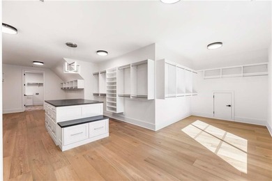 Modern Luxury meets sophisticated elegance in this stunning - photo 45