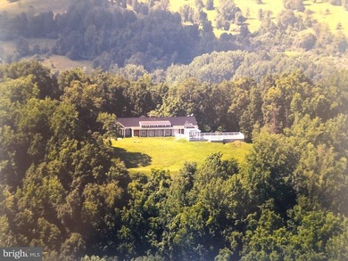 Liberty Hall is a commanding presence at the summit of Fogg - photo 1