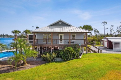 Gorgeous waterfront home that's as close to paradise as you can - photo 4