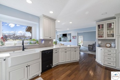 Stunning home located on the 9th hole of Meadow Lake Golf Course - photo 6