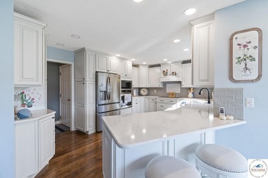 Stunning home located on the 9th hole of Meadow Lake Golf Course - photo 7