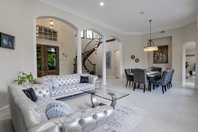 LOCATION LOCATION LOCATION! THIS IS THE ONE! You definitely want - photo 11