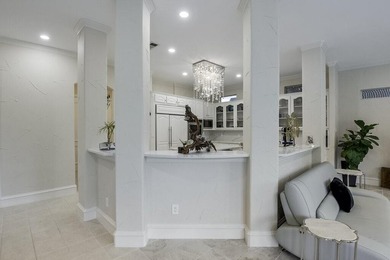 LOCATION LOCATION LOCATION! THIS IS THE ONE! You definitely want - photo 13