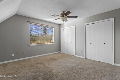 Rare opportunity to own a spacious home with an in-ground pool - photo 15