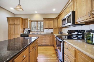 This 1 acre property, located on a quiet cul-de-sac in a highly - photo 8