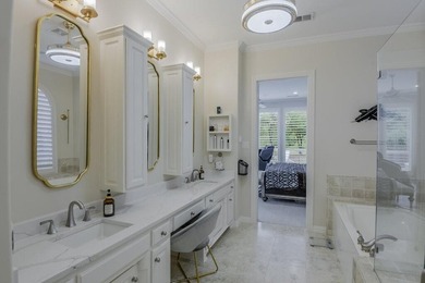 LOCATION LOCATION LOCATION! THIS IS THE ONE! You definitely want - photo 26