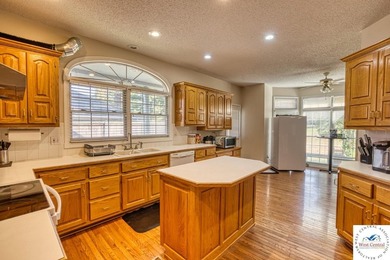 Discover luxury living with this stunning custom-built 5-bedroom - photo 8