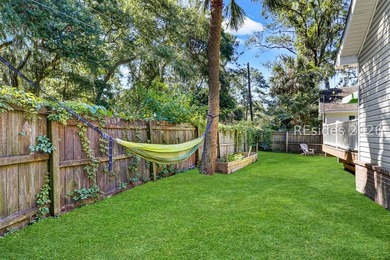 Tucked into the heart of the Alljoy area and just a mile from - photo 31