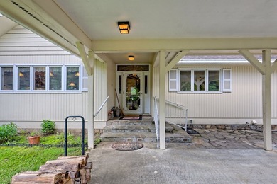 Brand new floors in this beautiful, expansive, 4 bedroom, 5.5 - photo 3