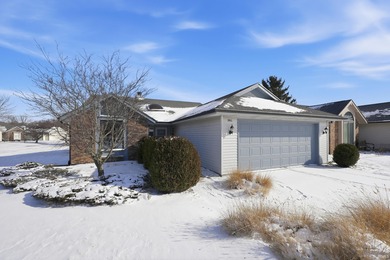 (private lake, pond, creek) Condo For Sale in Fort Wayne Indiana