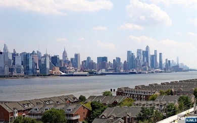 Hudson River Home For Sale in Guttenberg New Jersey