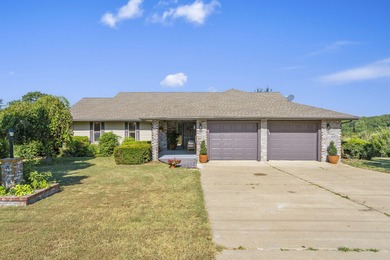 Welcome Home to 1188 Hampton!This stunning, fully renovated home