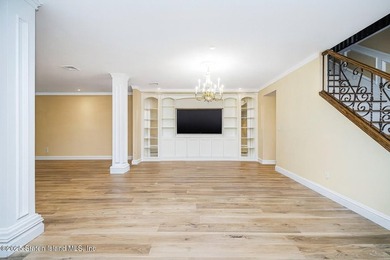 Custom wood frame stucco finish house. Home on the beach - photo 8