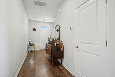Welcome to this well-designed 4-bedroom, 3-full-bath home - photo 4