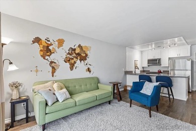 Perfectly positioned in sought after neighborhood, this - photo 15