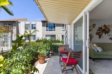 Perfectly positioned in sought after neighborhood, this - photo 21