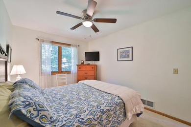 Four-bedroom, three-bathroom home with a two-stall garage - photo 24