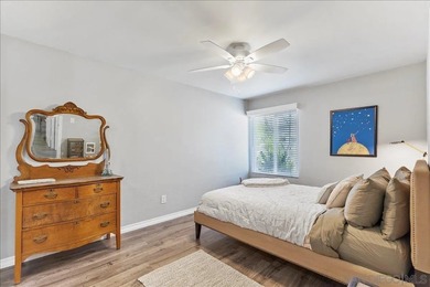 Perfectly positioned in sought after neighborhood, this - photo 30