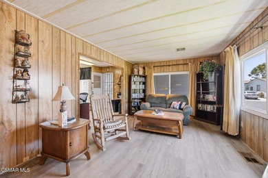 Welcome to Poinsettia Gardens, Ventura's most sought-after 55+ - photo 8