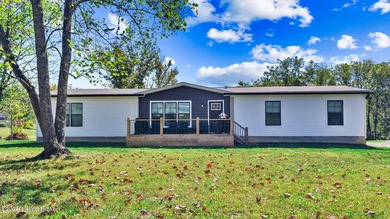 (private lake, pond, creek) Home For Sale in Taylorsville Kentucky