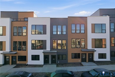 (private lake, pond, coastal) Townhome/Townhouse For Sale in Richmond Virginia