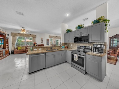 Beautiful maintained 2397 square feet ,4-bedroom, 2.5 -bath - photo 14