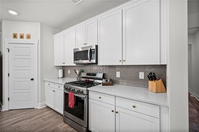 Welcome to this beautifully maintained Hunter Quinn - photo 6