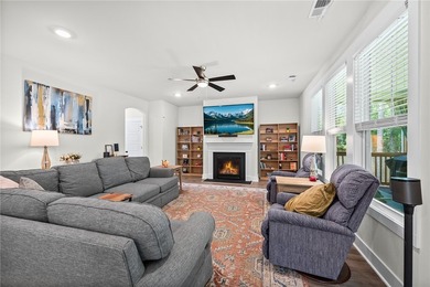 Welcome to this beautifully maintained Hunter Quinn - photo 10