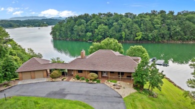 Douglas Lake Home For Sale in Sevierville Tennessee