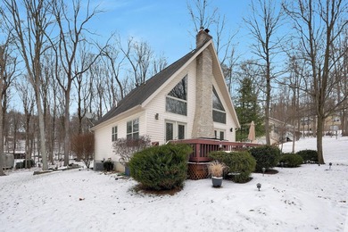 Apple Valley Lake Home For Sale in Howard Ohio
