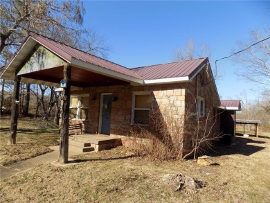 Lake Home Sale Pending in Middlebrook, Missouri