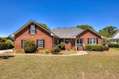 Completely remodeled wonderful 4BR, 3BA waterfront home - photo 1