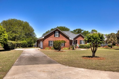 Completely remodeled wonderful 4BR, 3BA waterfront home - photo 3
