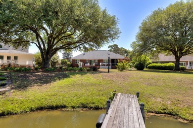 Completely remodeled wonderful 4BR, 3BA waterfront home - photo 10